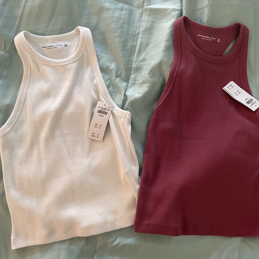 Pair of Abercrombie & Fitch crop tank white burgundy XS